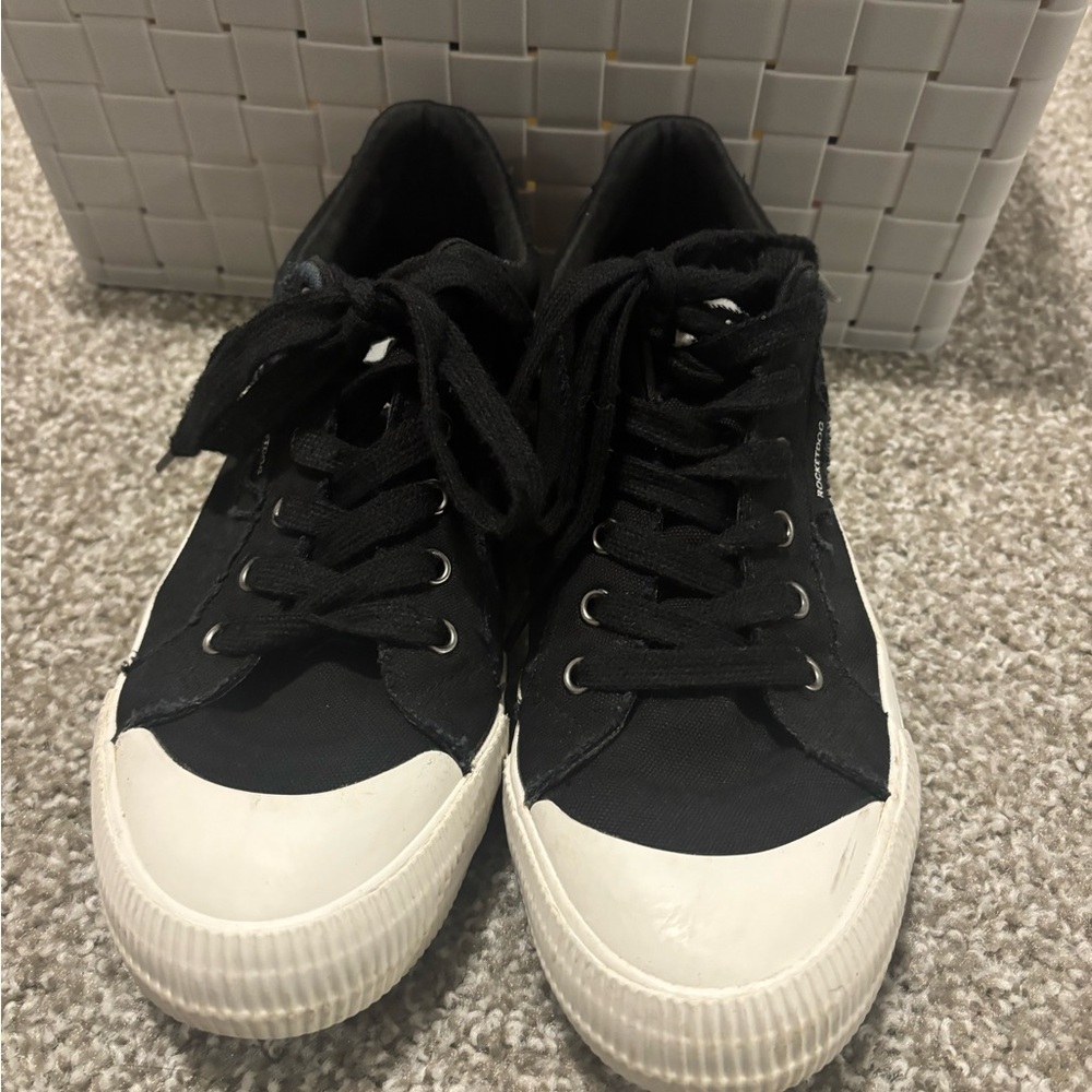 Rocket Dog Black and White Sneakers